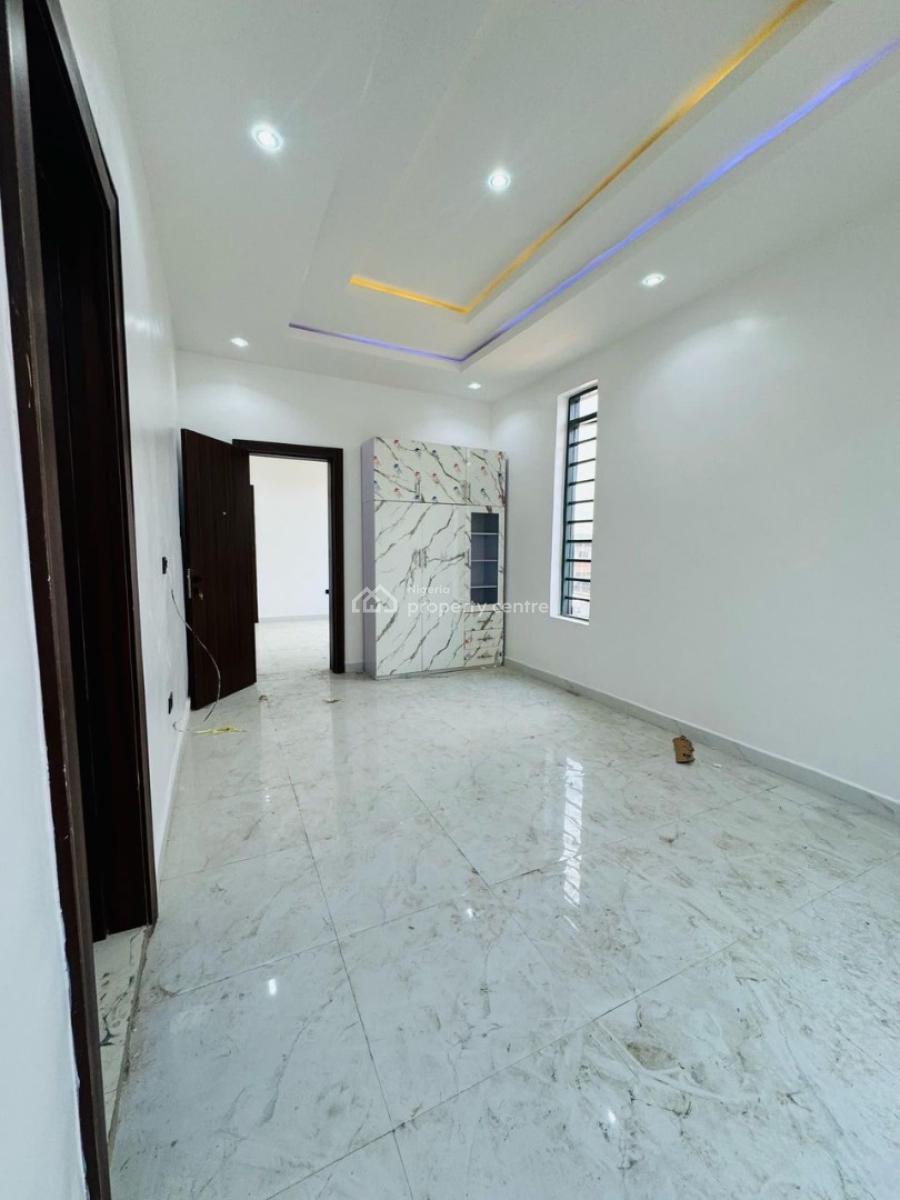 3 bedroom detached duplex for sale