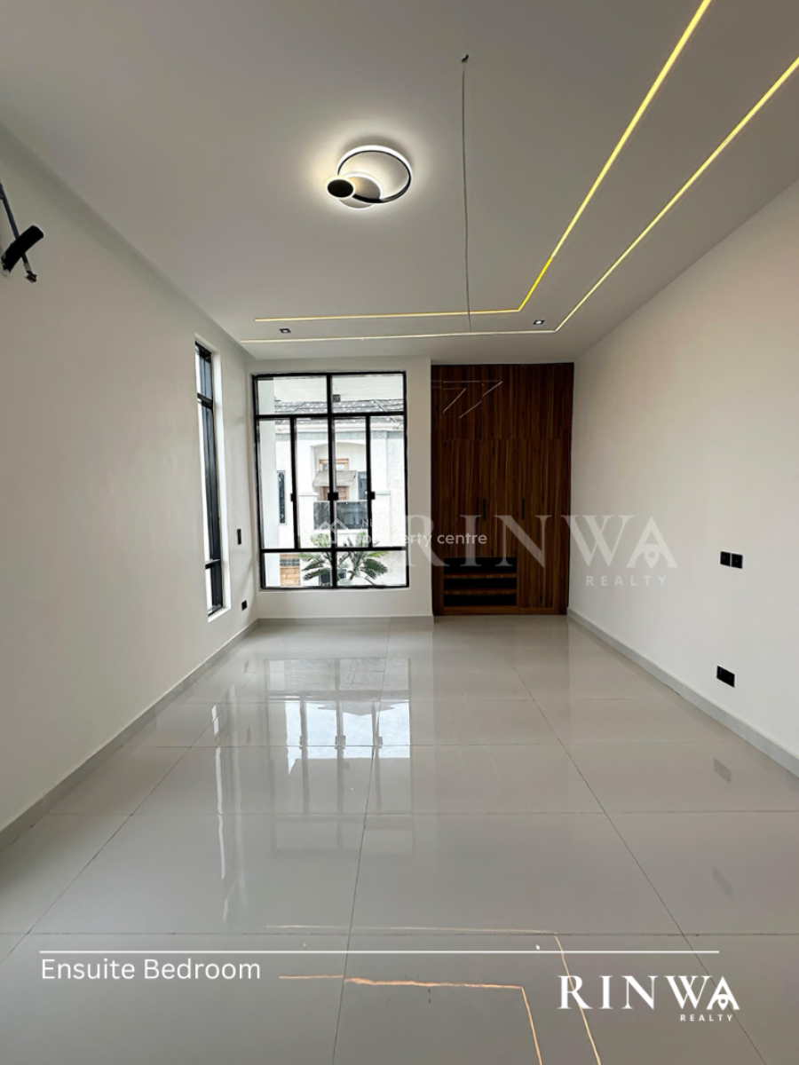 5 bedroom detached duplex for sale