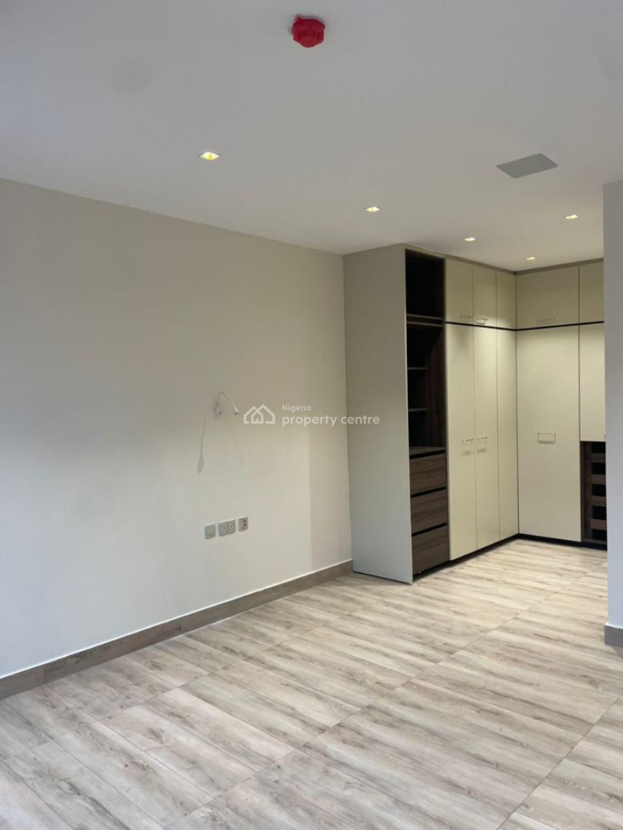 4 bedroom detached duplex for rent