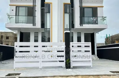 4bdrm Duplex in Ikota for sale