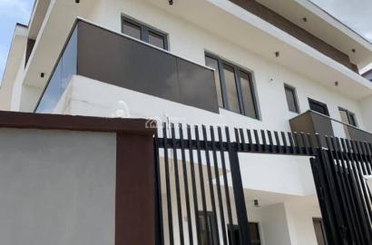 5 bedroom detached duplex for rent