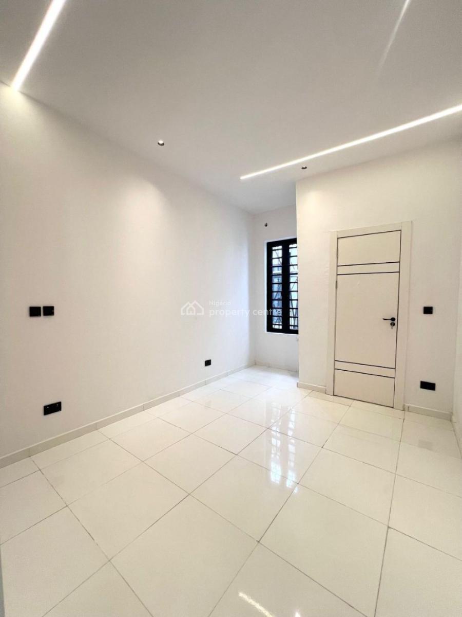 Luxury 5 Bedroom Fully-detached Duplex With Bq