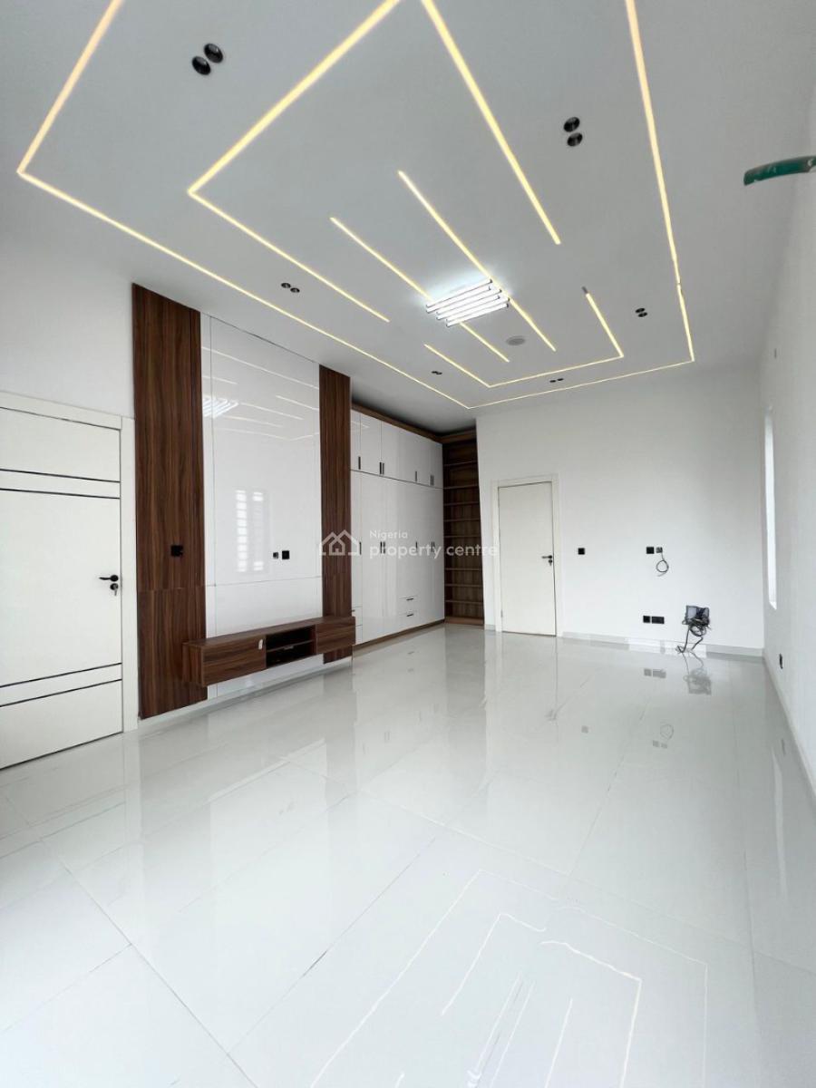 Luxury 5 Bedroom Fully-detached Duplex With Bq