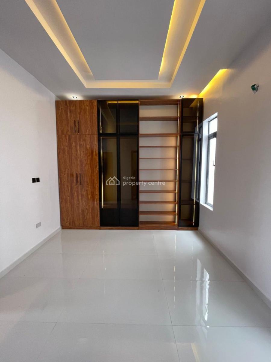 Luxury 5 Bedroom Fully-detached Duplex With Bq