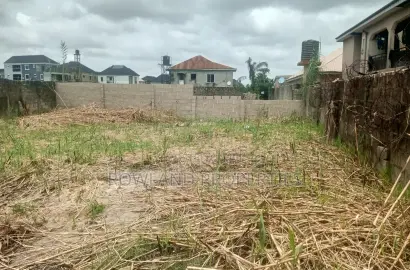 Full Half Plot of Dry Land in Seaside Estate Along Badore Rd