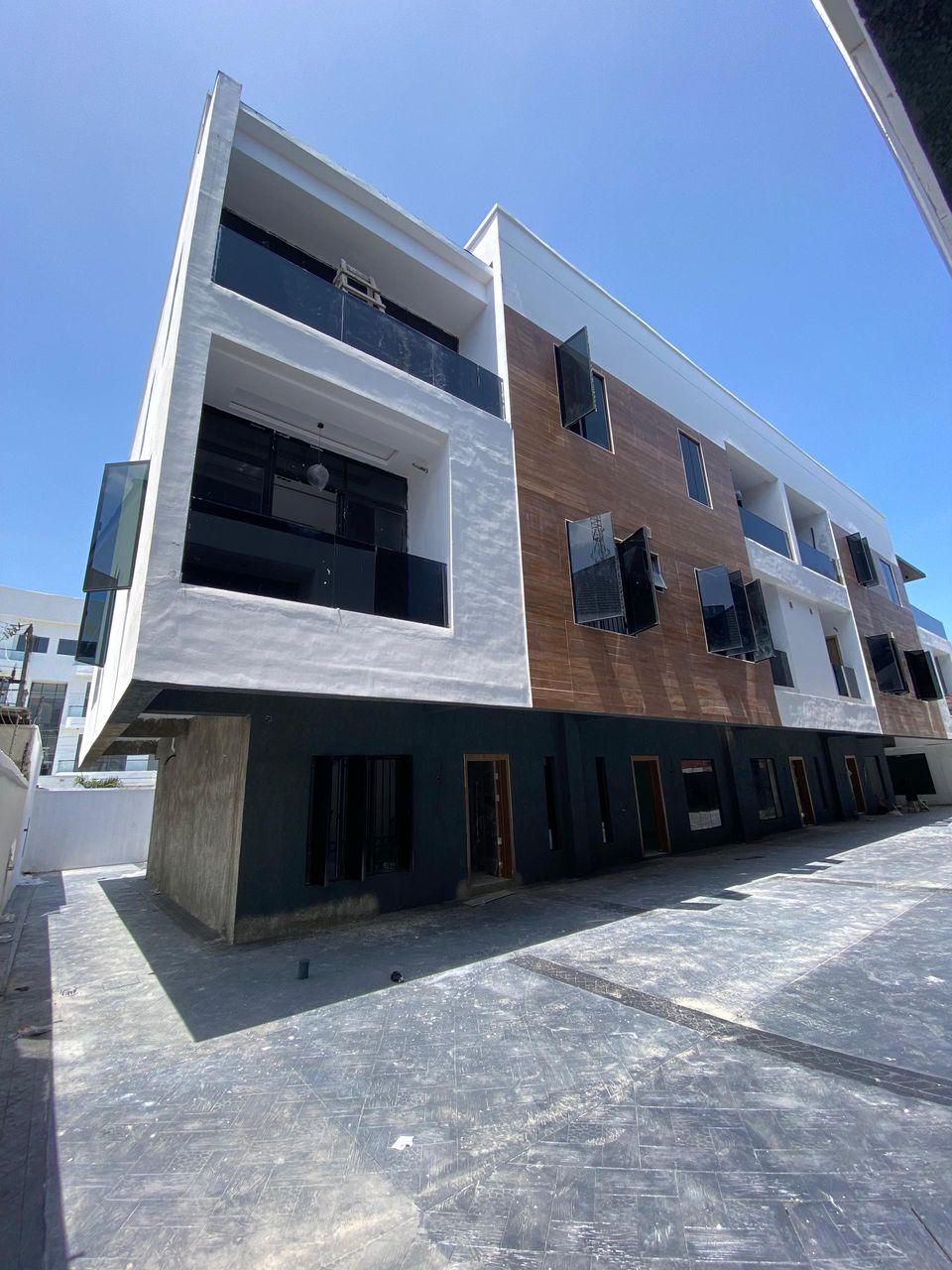 4 Bedroom Terrace Duplex with a SWIMMING POOL for sale in the Heart of LEKKI PHASE 1 PROPER, LAGOS For Sale
