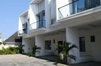 4 bedroom terraced duplex for sale