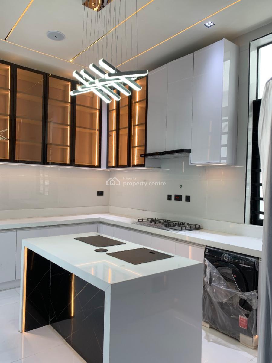 5 bedroom detached duplex for sale