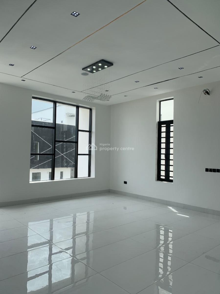 5 bedroom detached duplex for sale