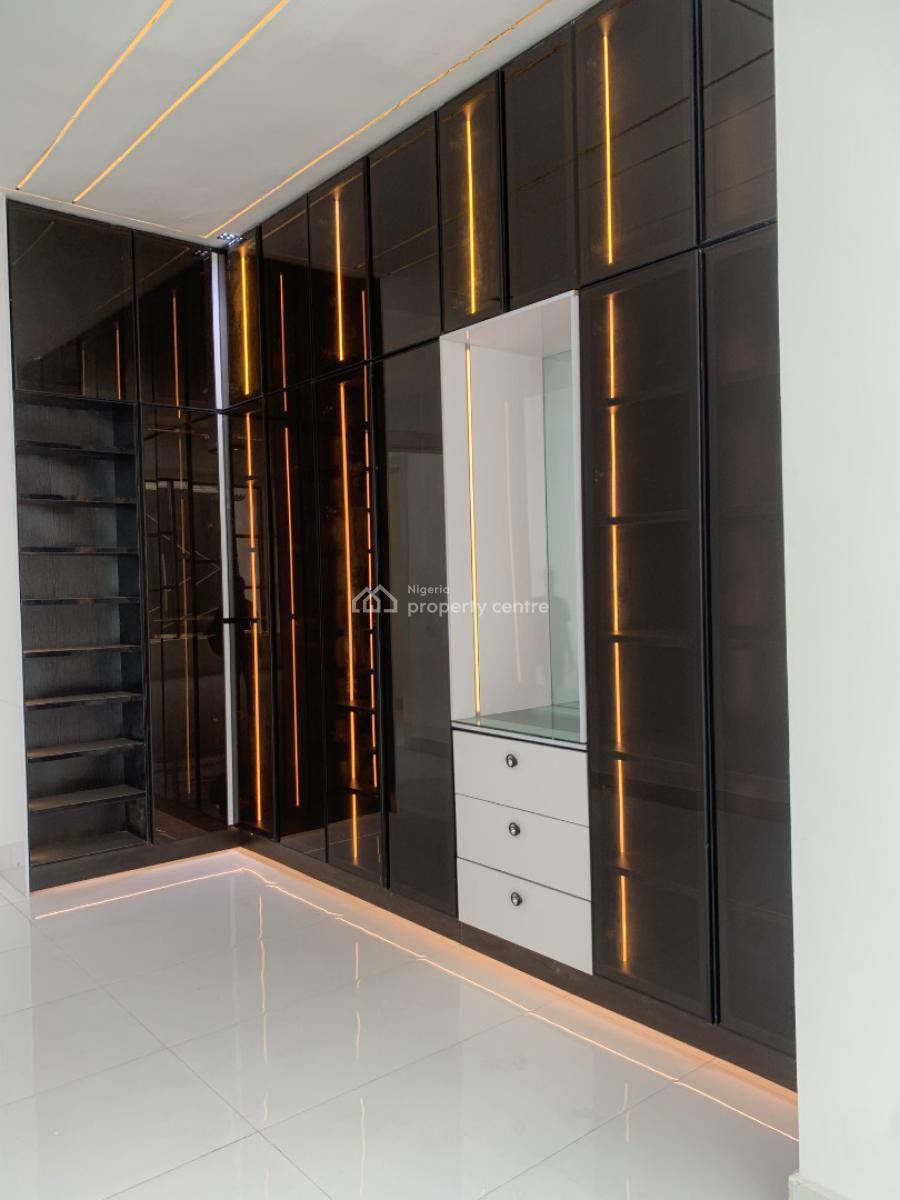 5 bedroom detached duplex for sale
