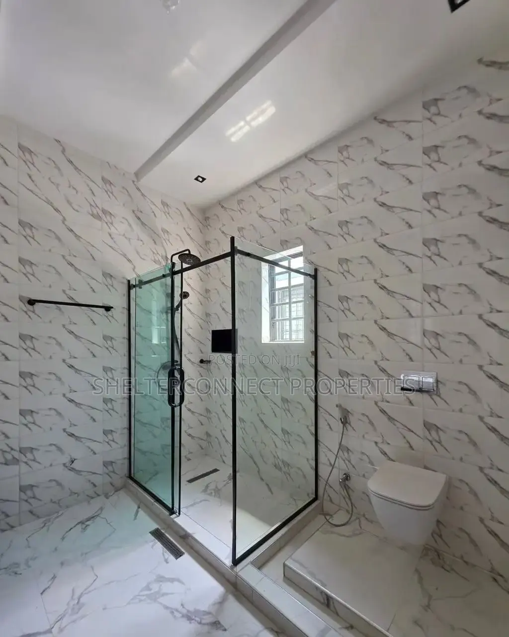 5bdrm Duplex in Ikate for sale