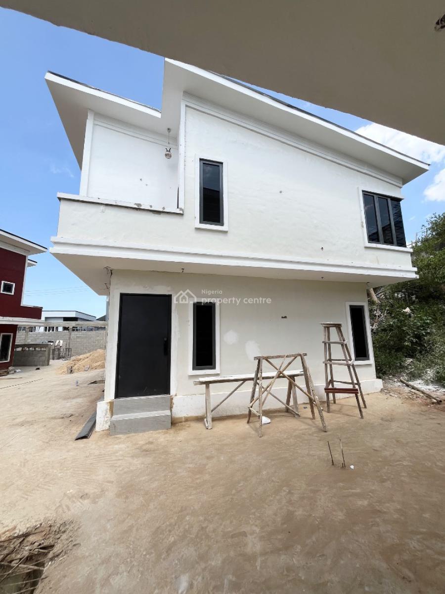 4 bedroom semi-detached duplex for sale