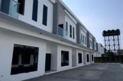 Classy 3 Bedroom Terrace Duplex With A Bq