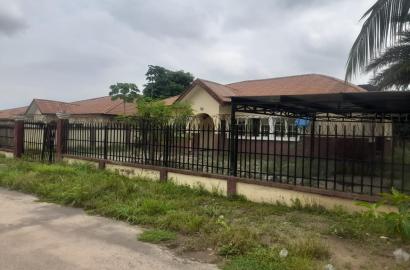 3 bedroom with boys quarter for sale in Navy Estate karshi Abuja.