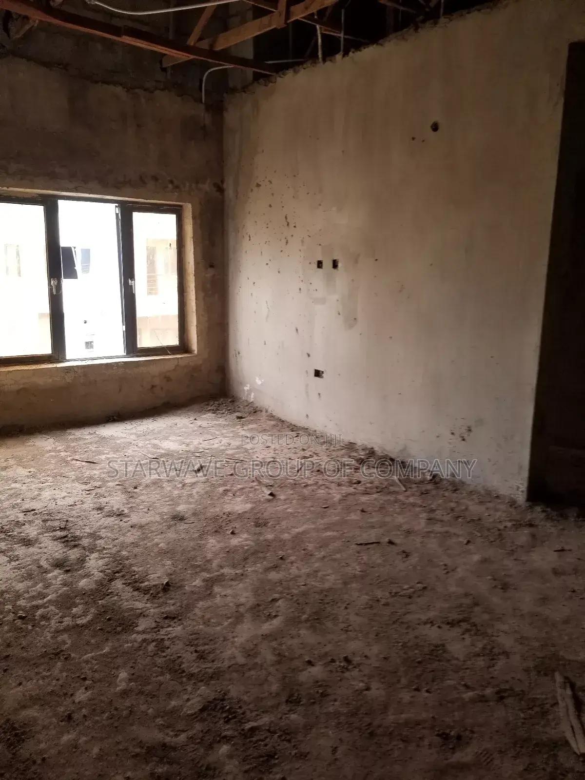 2 bedroom Flat (Carcas) in Paradise 2 Estate, Life Camp for sale