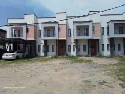 4 bedroom terraced duplex for sale