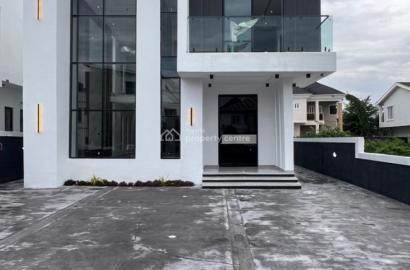 5 bedroom detached duplex for sale