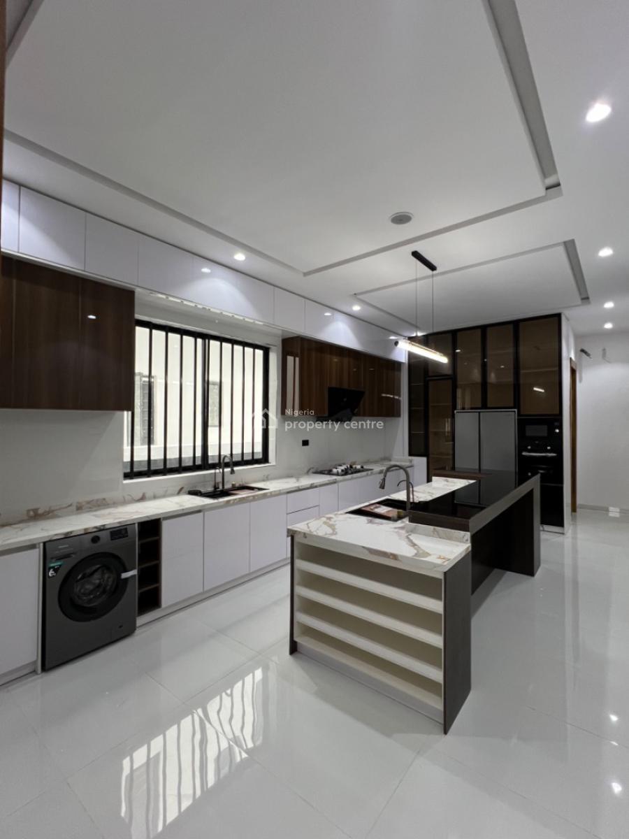 5 bedroom detached duplex for sale