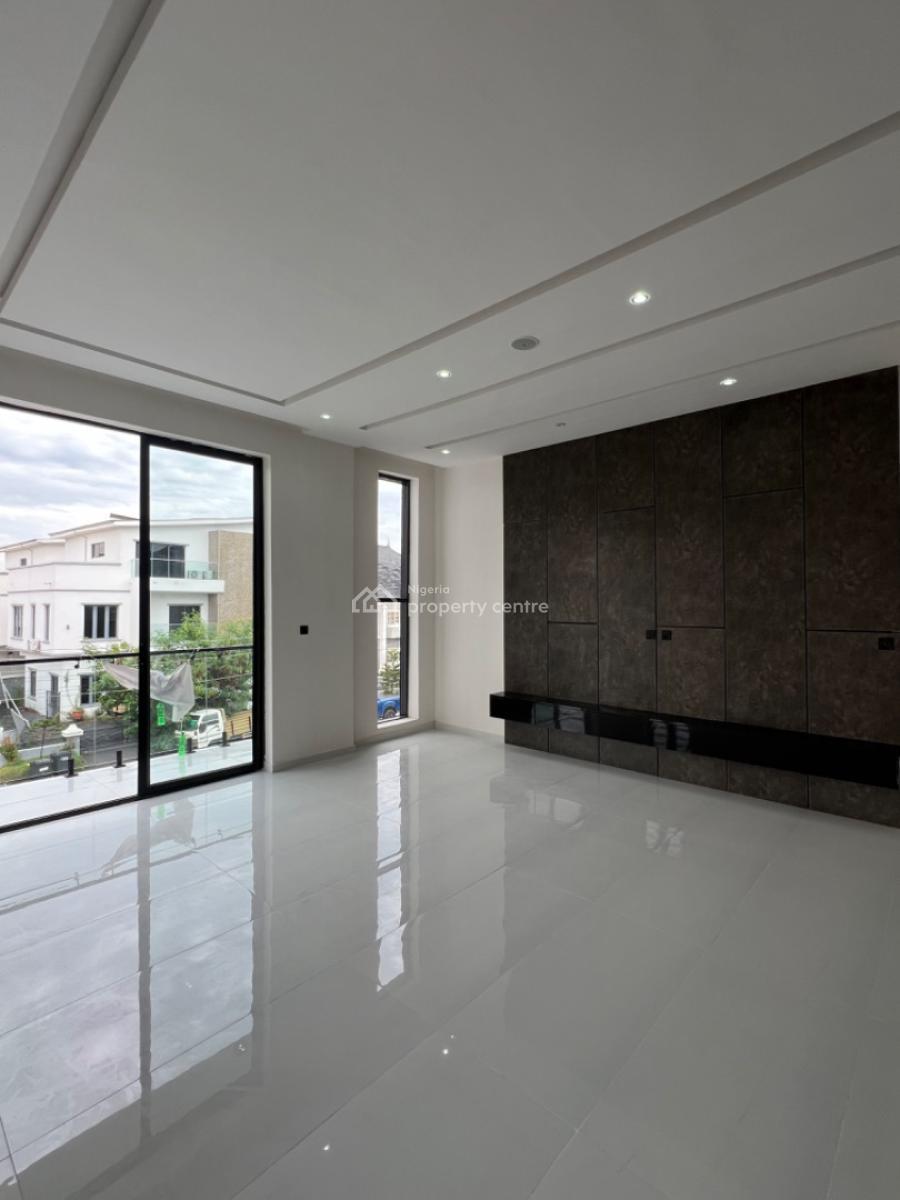 5 bedroom detached duplex for sale