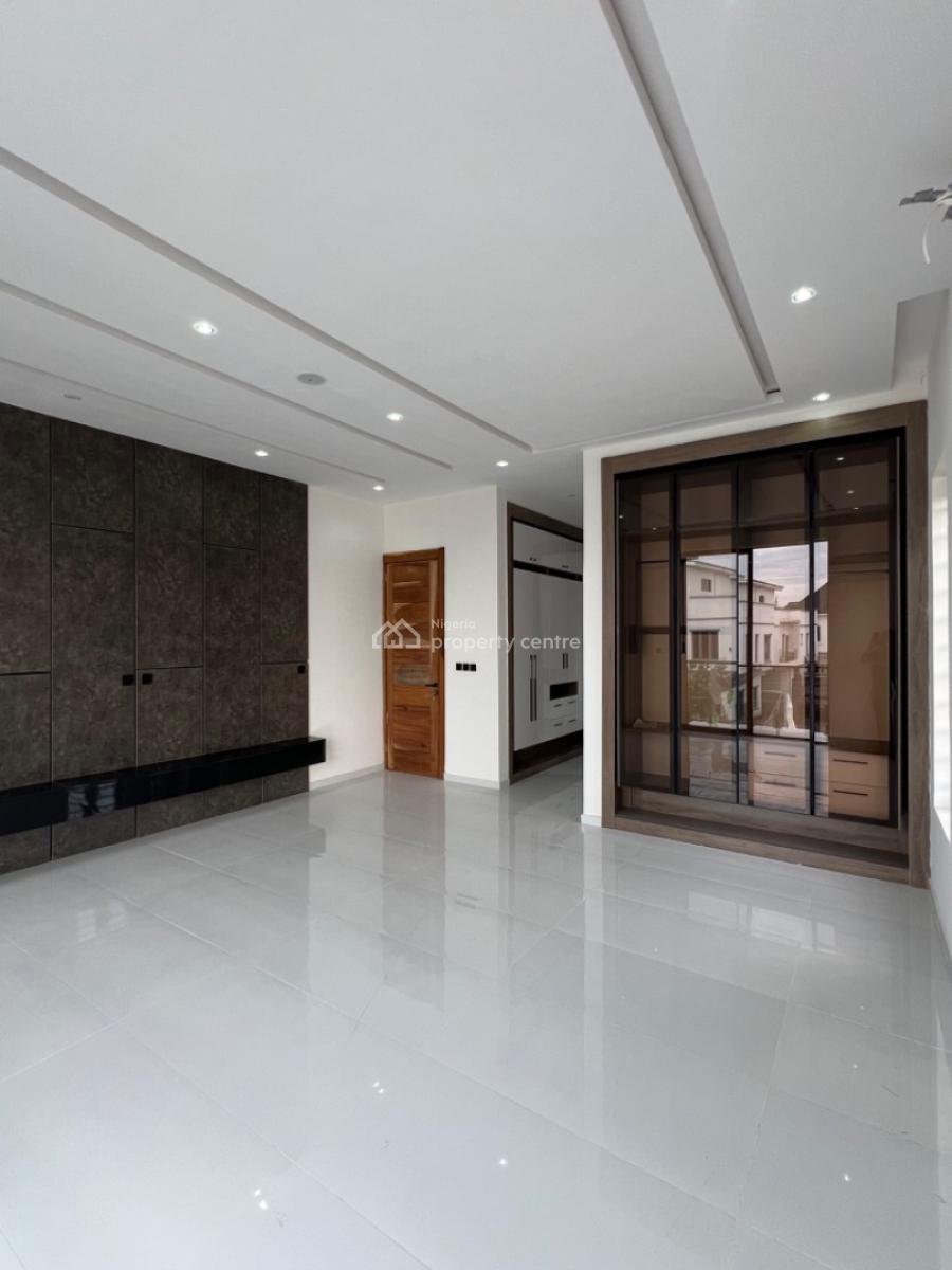 5 bedroom detached duplex for sale