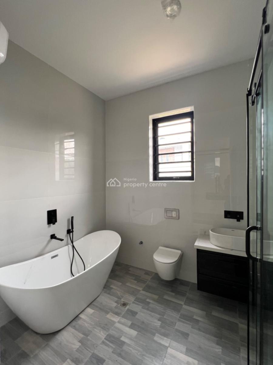 5 bedroom detached duplex for sale