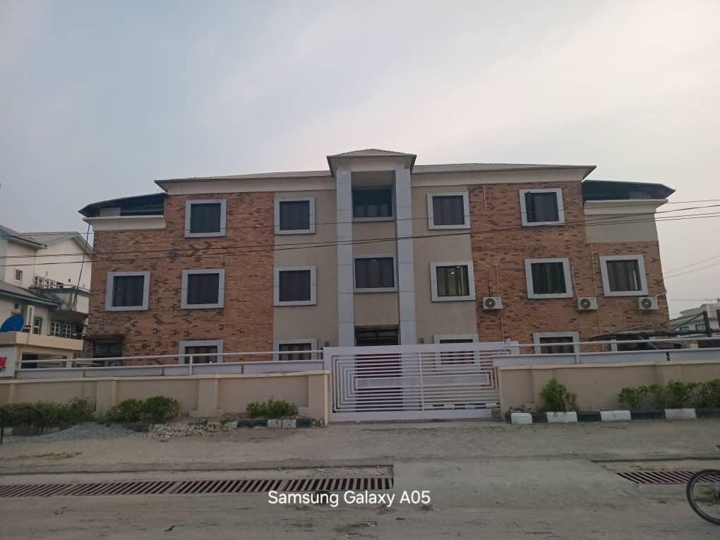 OFFICE SPACES FOR QUICK LETTING IN LEKKI RIGHT(Marwa).