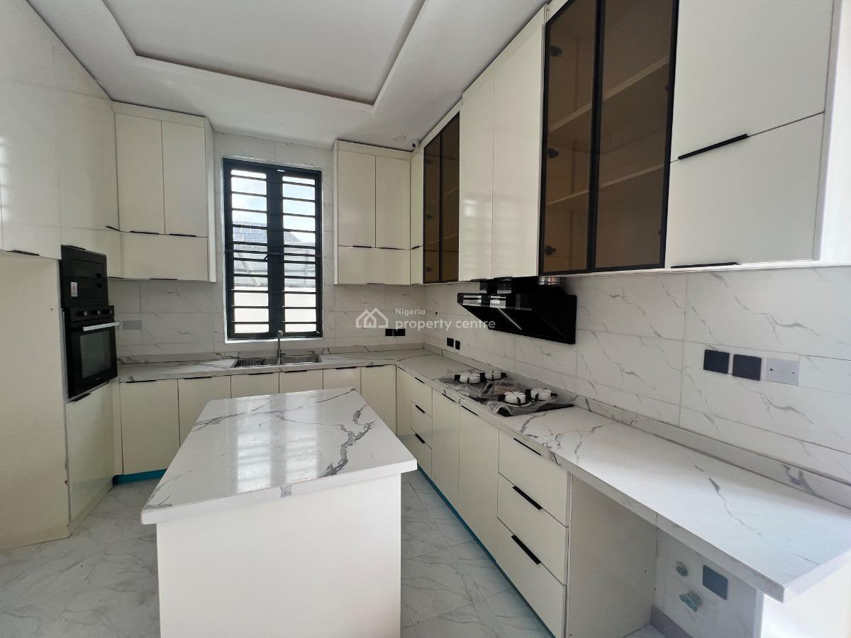 5 bedroom detached duplex for sale