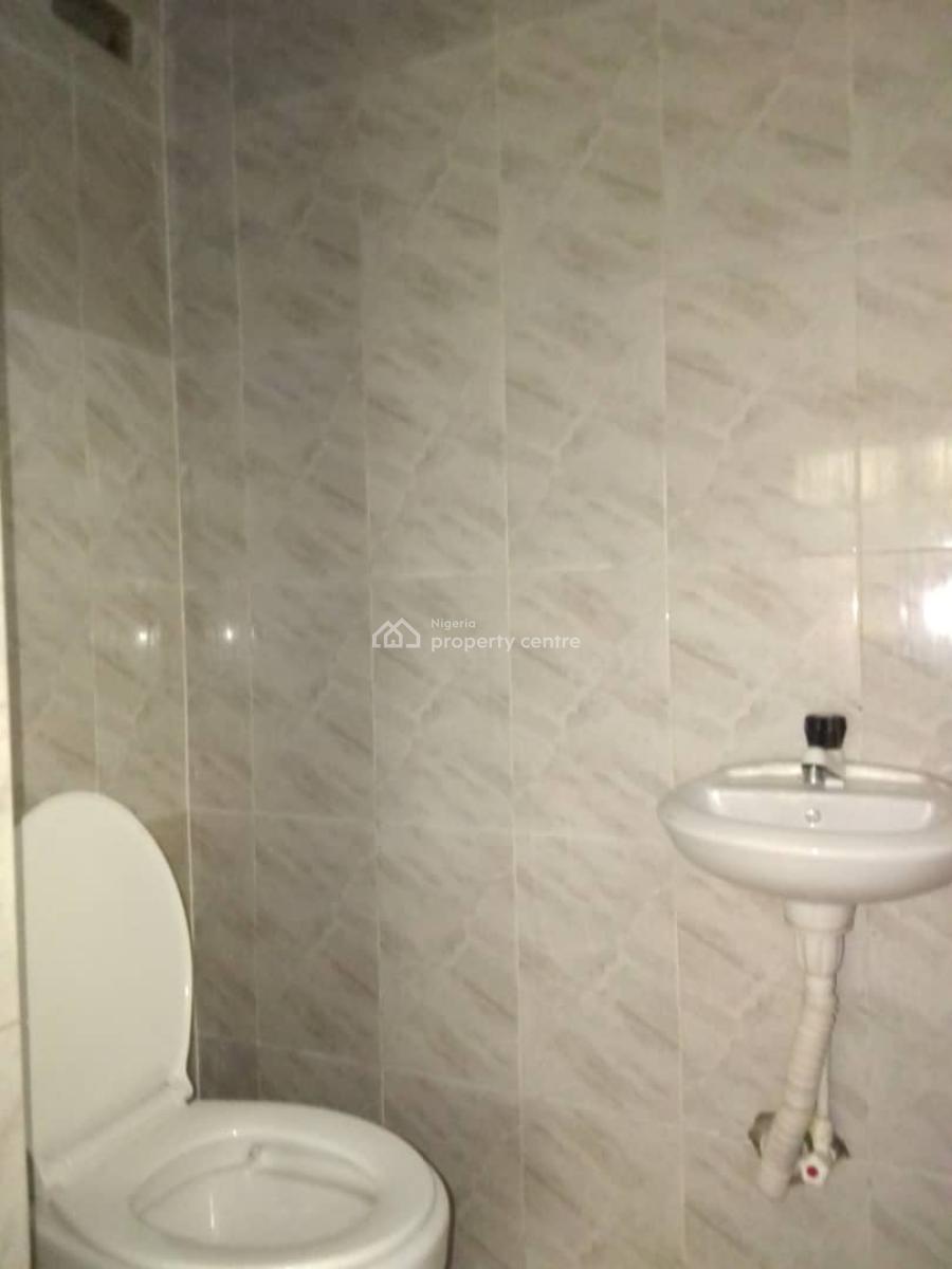 Self contain (single rooms) for rent