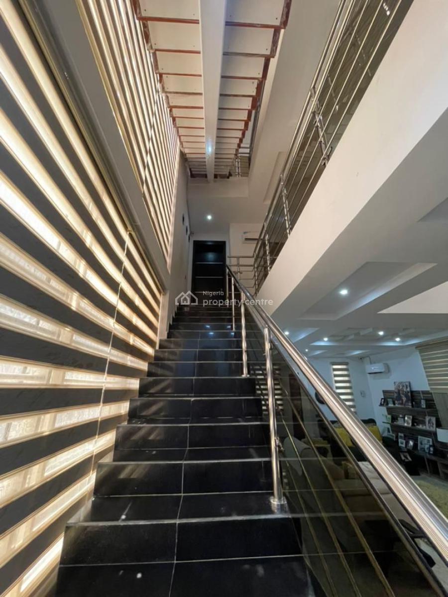 5 bedroom detached duplex for sale