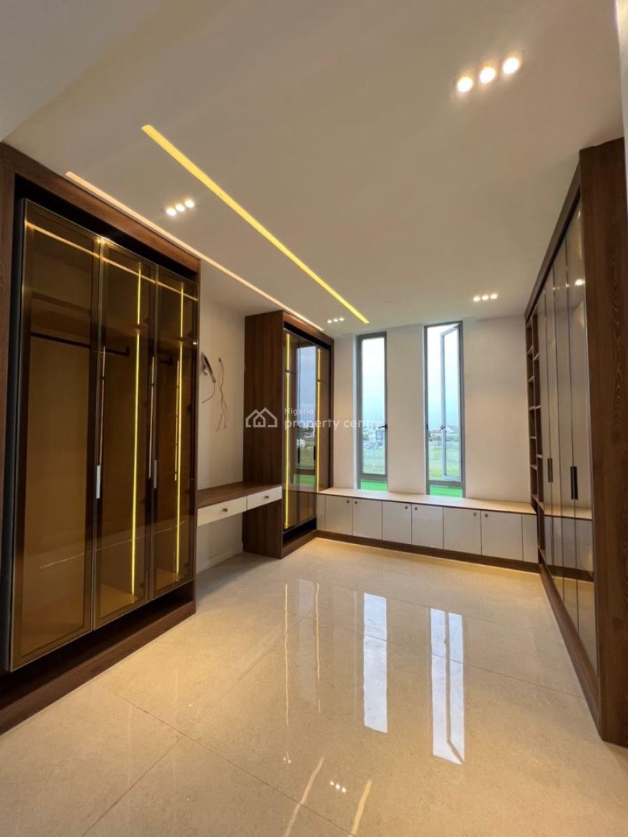 5 bedroom detached duplex for sale