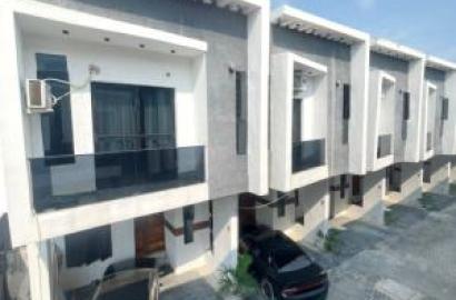 4 bedroom terraced duplex for sale