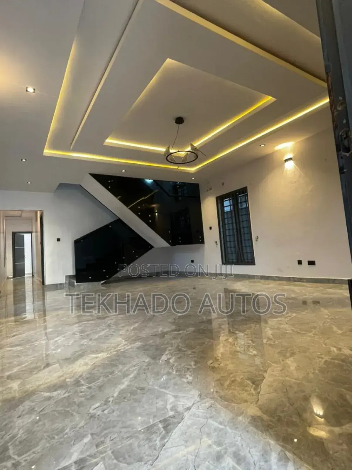 5bdrm Duplex in Alimosho for sale