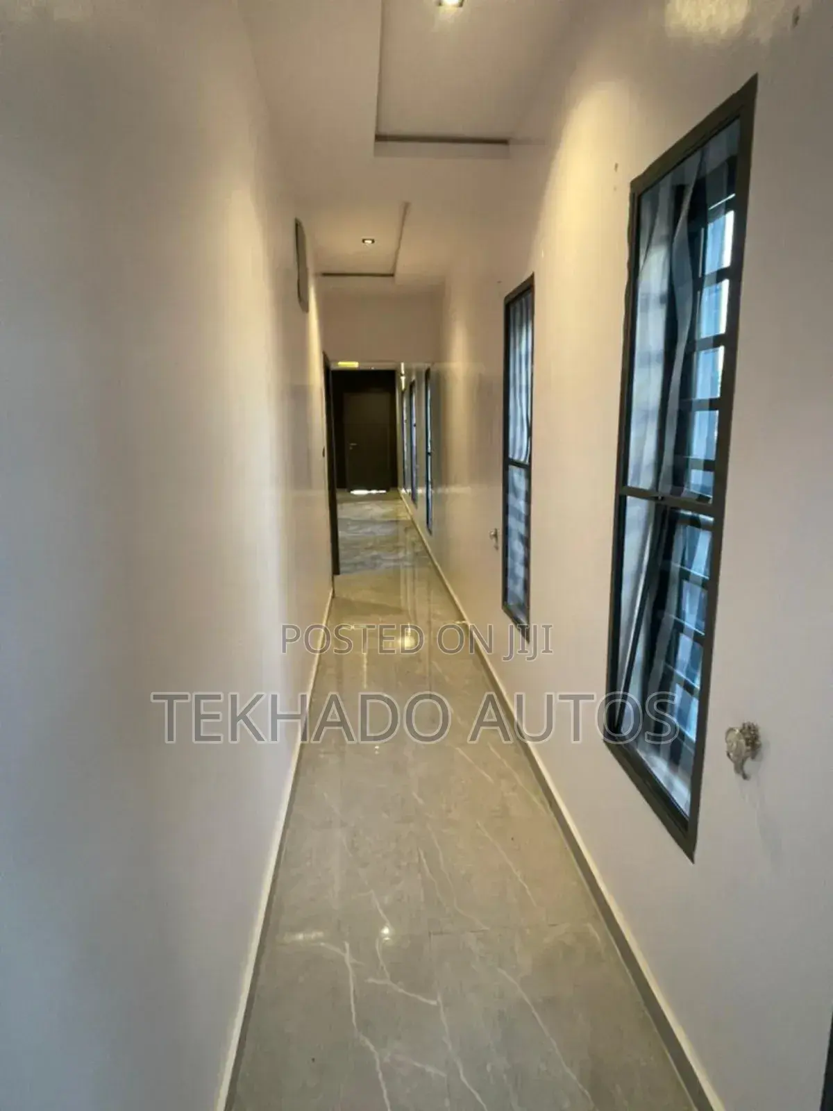 5bdrm Duplex in Alimosho for sale