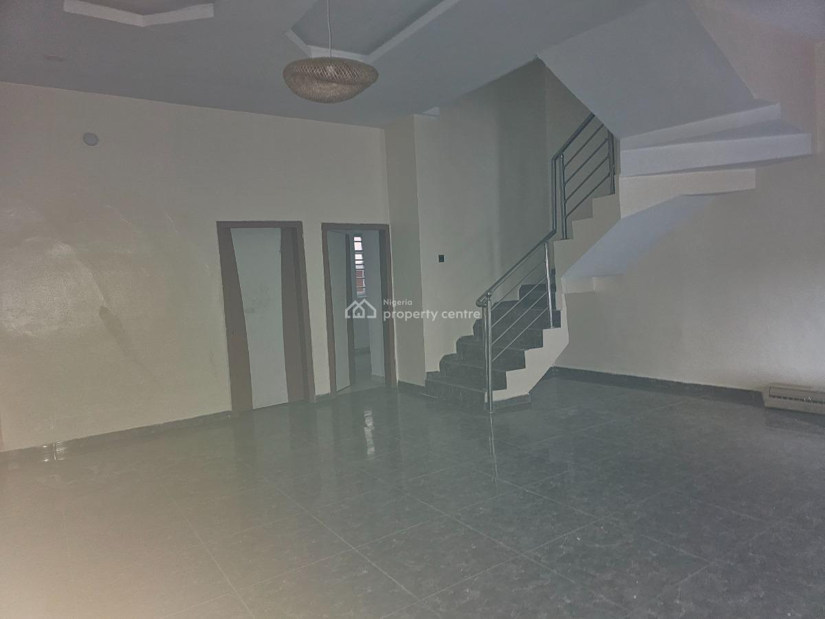 4 bedroom terraced duplex for rent