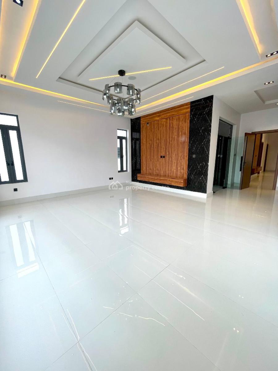 5 Bedroom Detached Duplex With Gym Room, Swimming Pool And Bq