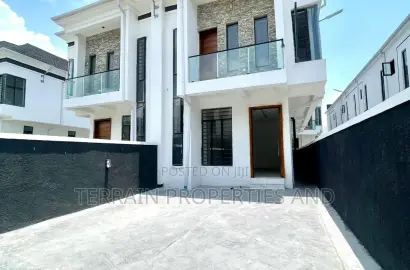 4bdrm Duplex in Ikota for sale