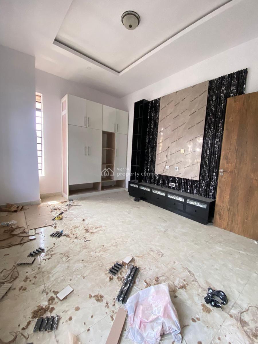 5 bedroom detached duplex for sale