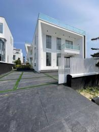 For sale: Contemporary 5bedroom Fully Detached Duplex With Cinema, Gym, Pool And Bq Osapa London Osapa Lekki Lagos  ₦ 1,300,000,000