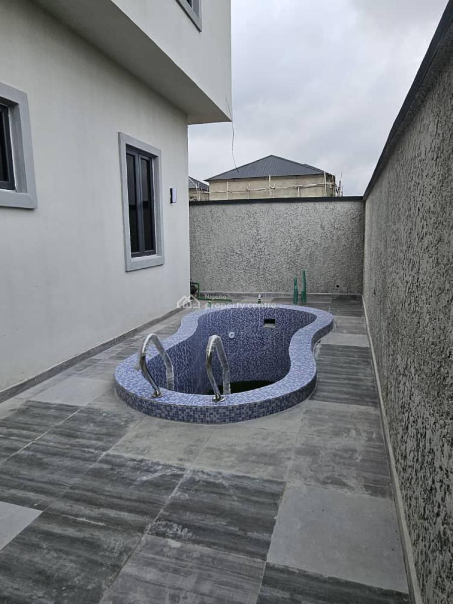 Smart Luxury 4 Bedroom Detached Duplex With Pool