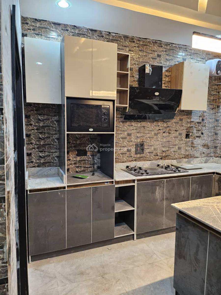 Smart Luxury 4 Bedroom Detached Duplex With Pool