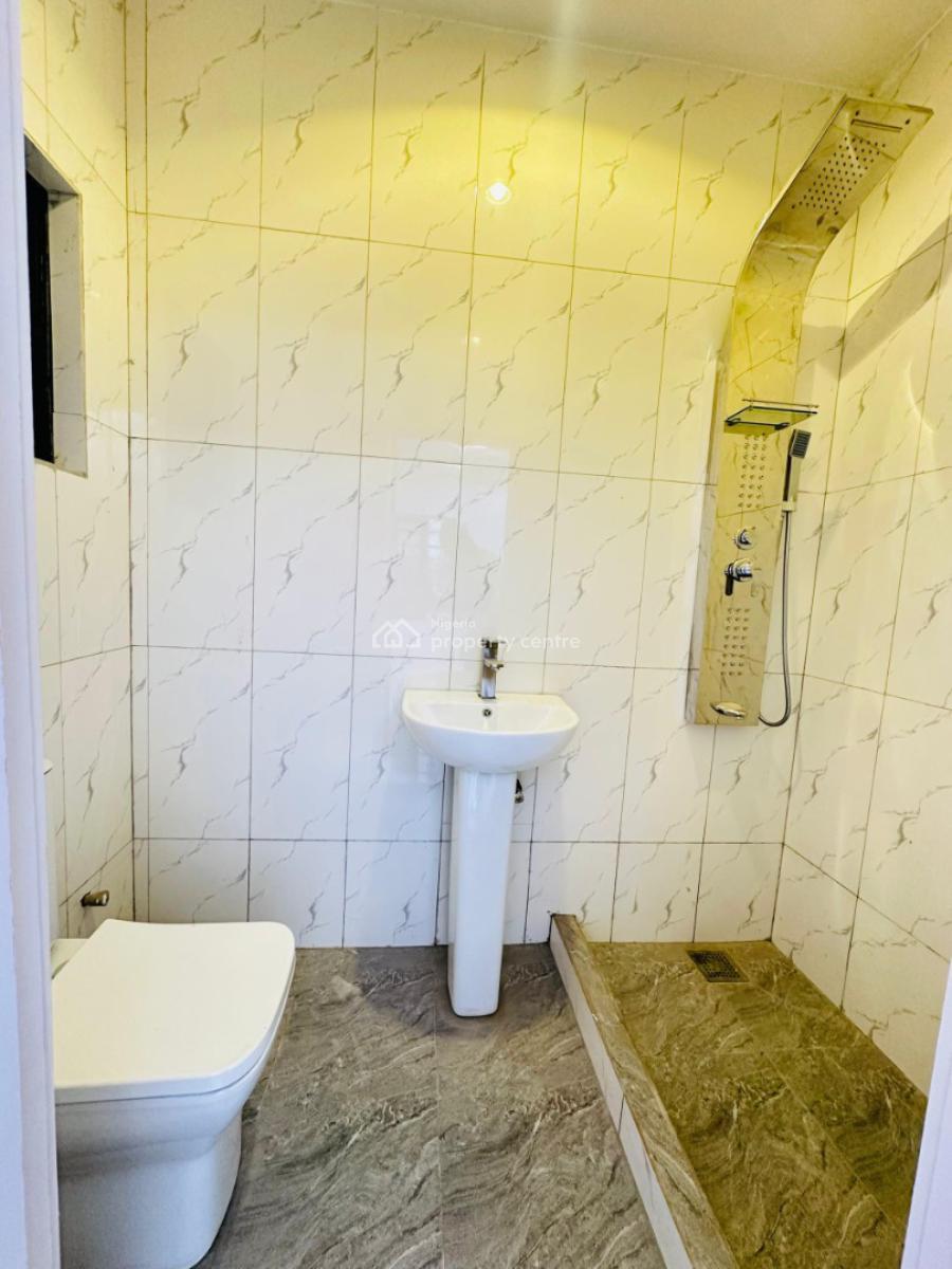 3 bedroom semi-detached bungalow for sale
