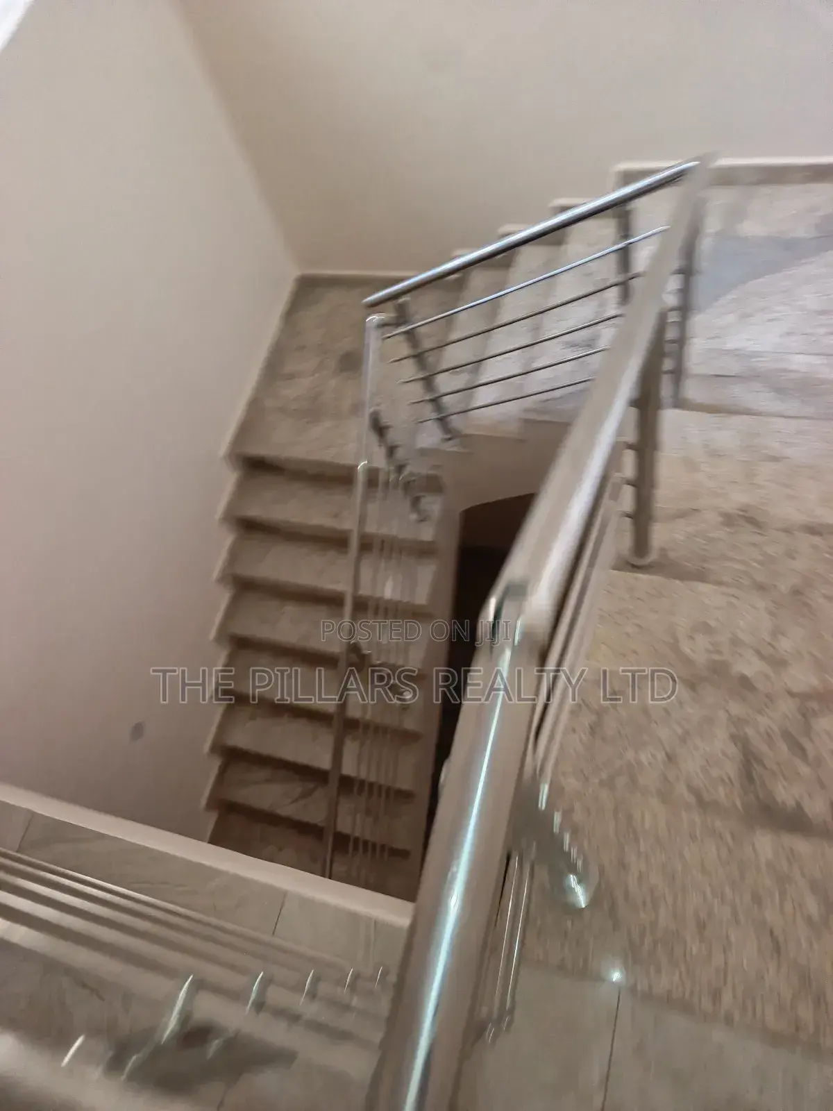 5bdrm Duplex in Wuye for rent