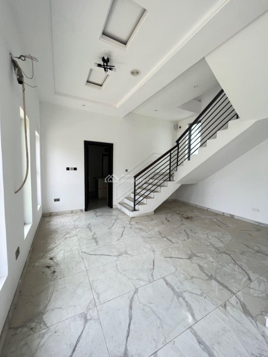 5 bedroom detached duplex for sale