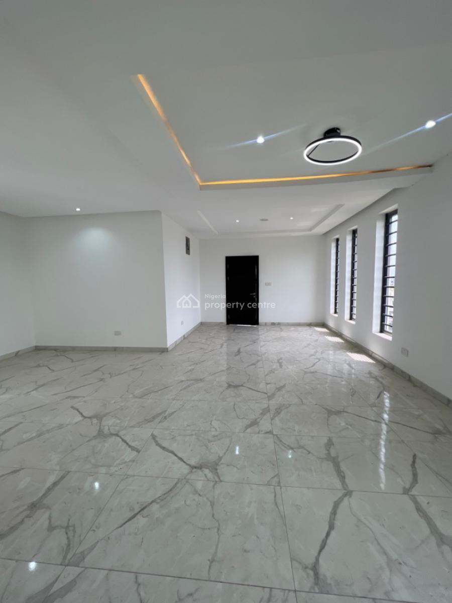 5 bedroom detached duplex for sale