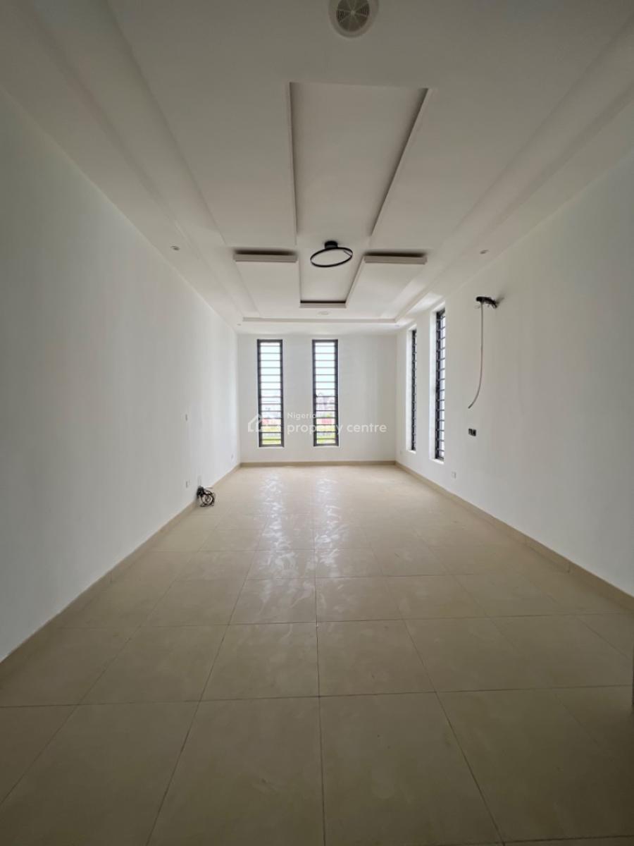 5 bedroom detached duplex for sale