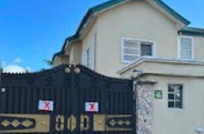 Large 4-bedrooms Duplex With Spacious Compound