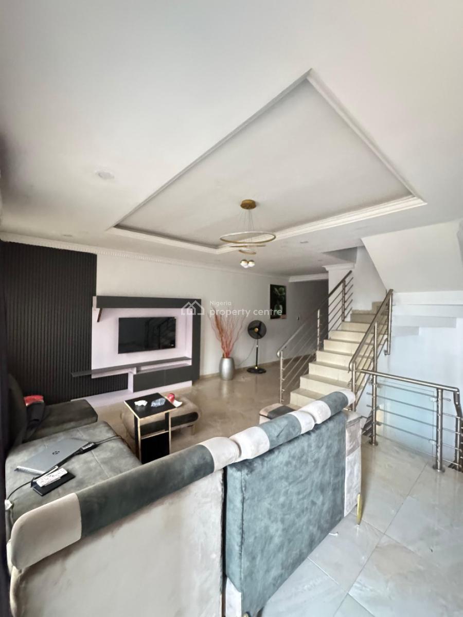 3 bedroom terraced duplex for sale