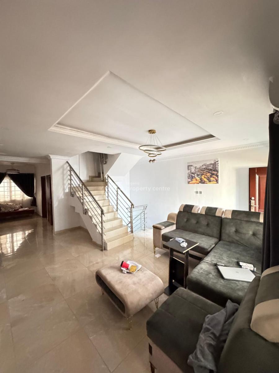 3 bedroom terraced duplex for sale