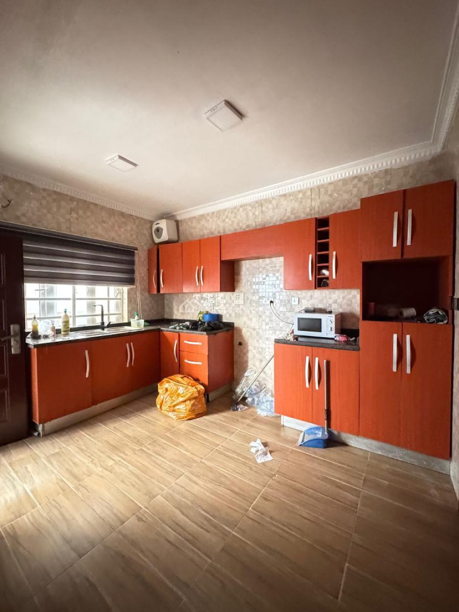 3 bedroom terraced duplex for sale