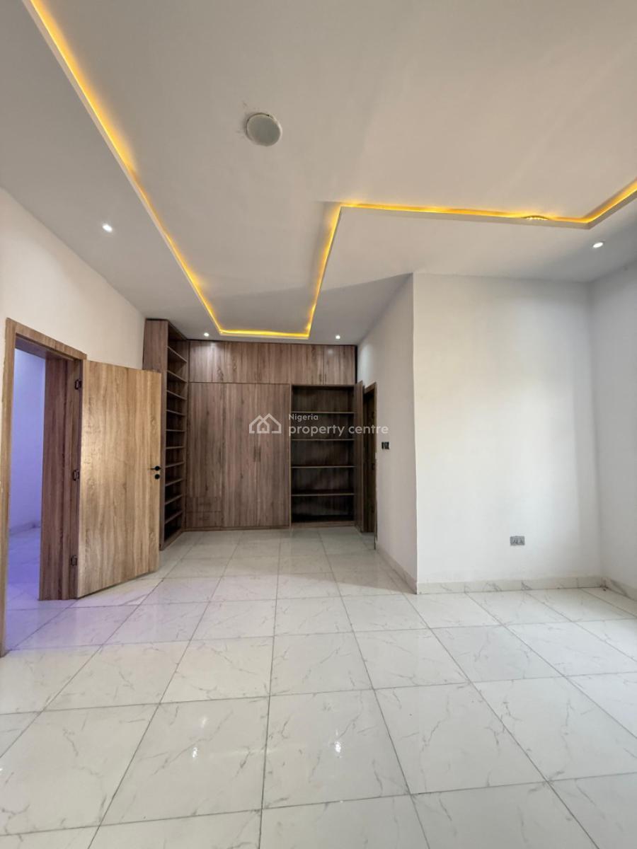 4 bedroom terraced duplex for sale